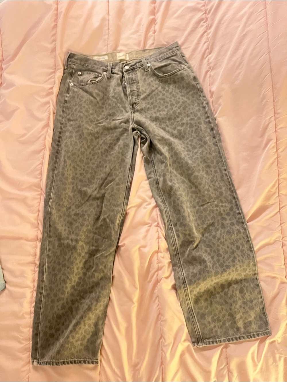 Universal thread cheetah print dark wash jeans